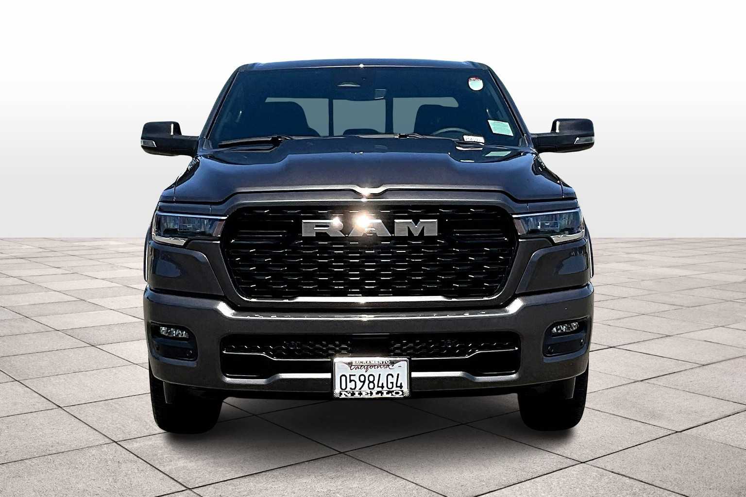 2025 Ram 1500 Big Horn photo 3