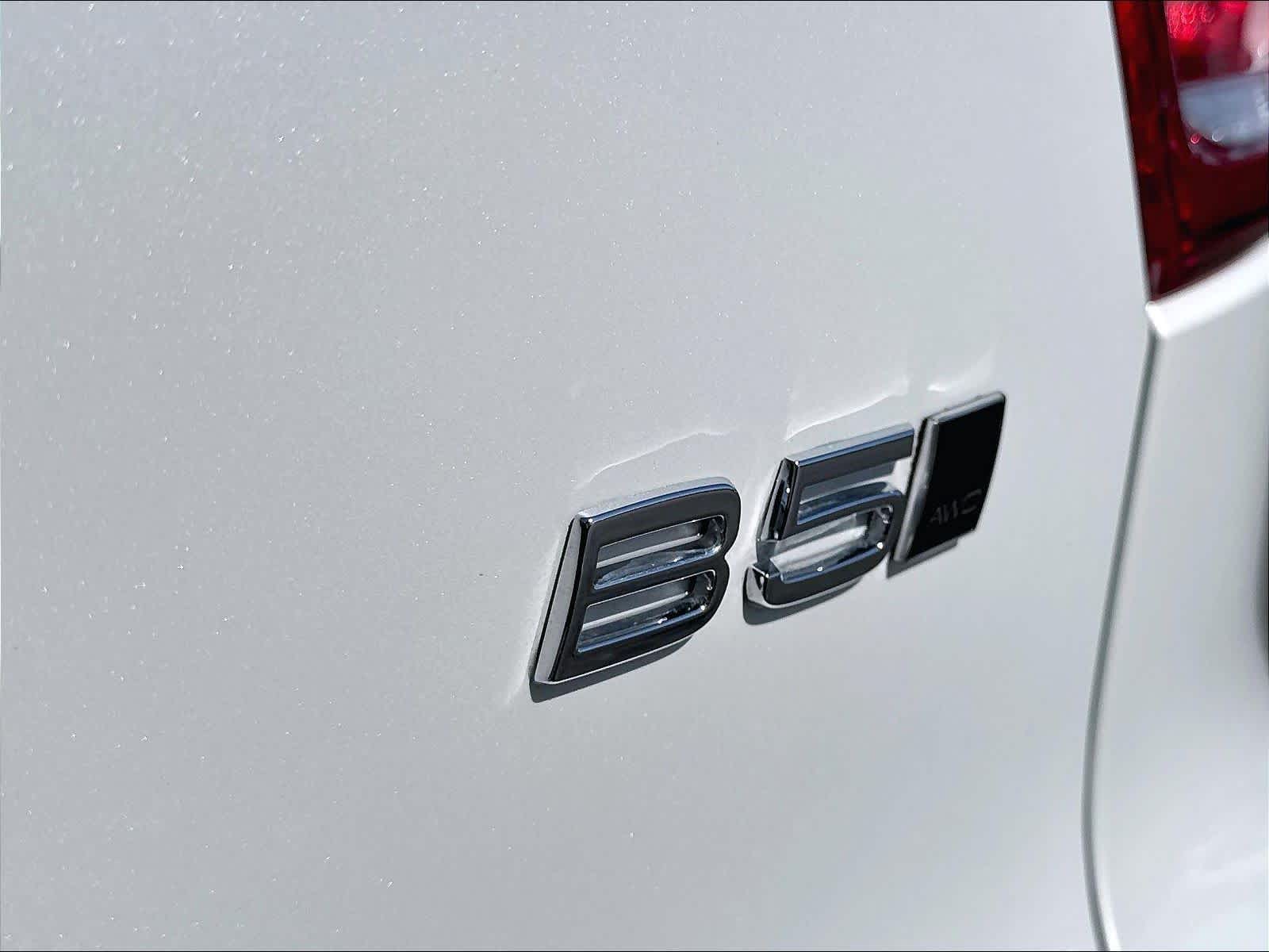 2026 Volvo XC40 Plus - Photo 10