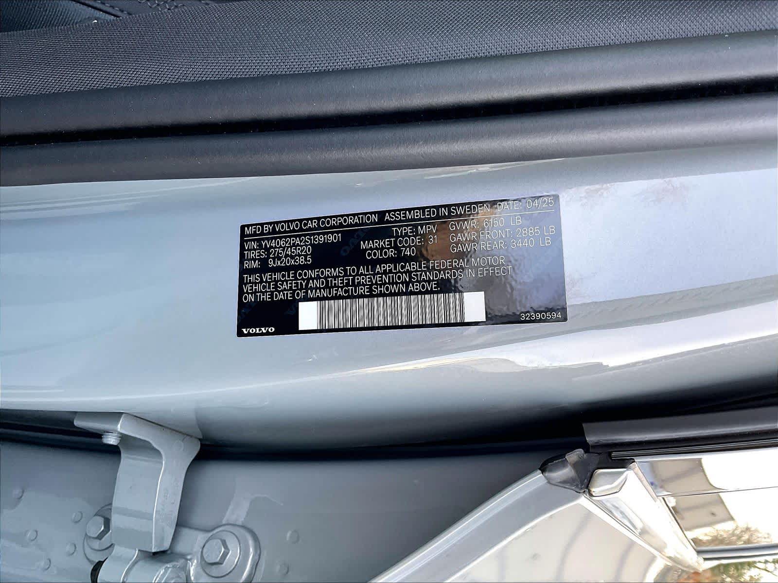 2025 Volvo XC90 Core - Photo 34