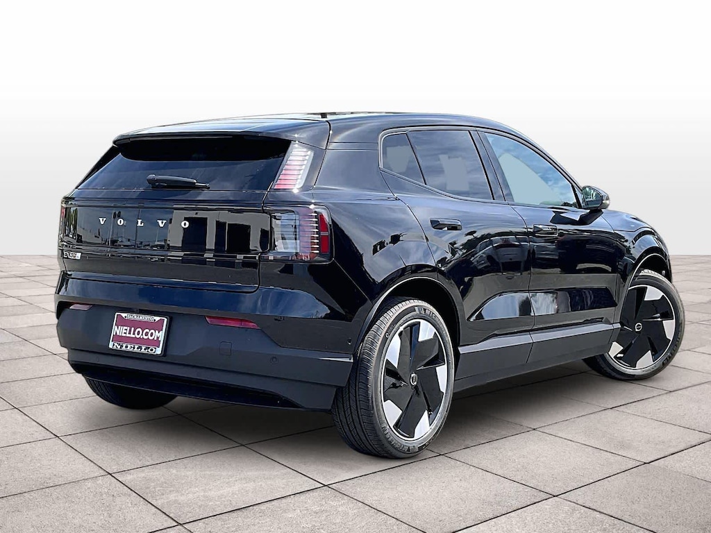 New 2026 Volvo EX30 Twin Motor Ultra SUV