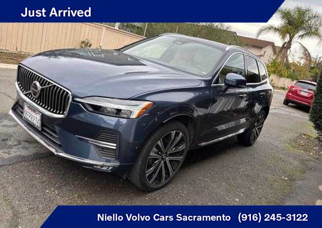 2023 Volvo XC60 Ultimate's photo