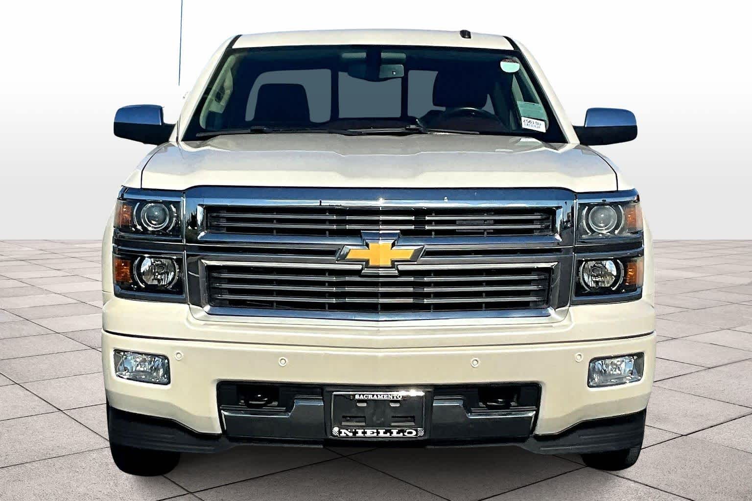 2014 Chevrolet Silverado 1500 High Country photo 3
