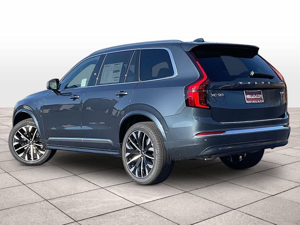 New 2026 Volvo XC90 plug-in hybrid T8 Plus 7-Seater SUV