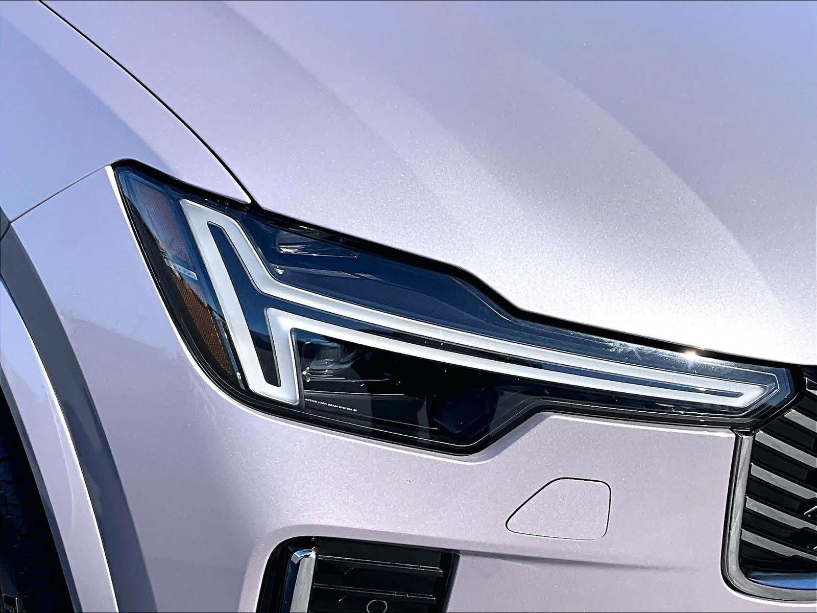 2026 Volvo XC90 Plus - Photo 31