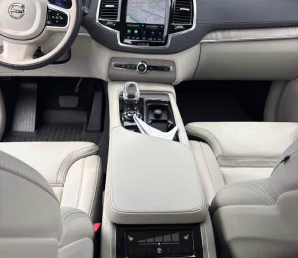 Certified 2025 Volvo XC90 Plug-In Hybrid Ultra T8 AWD 7-Seater