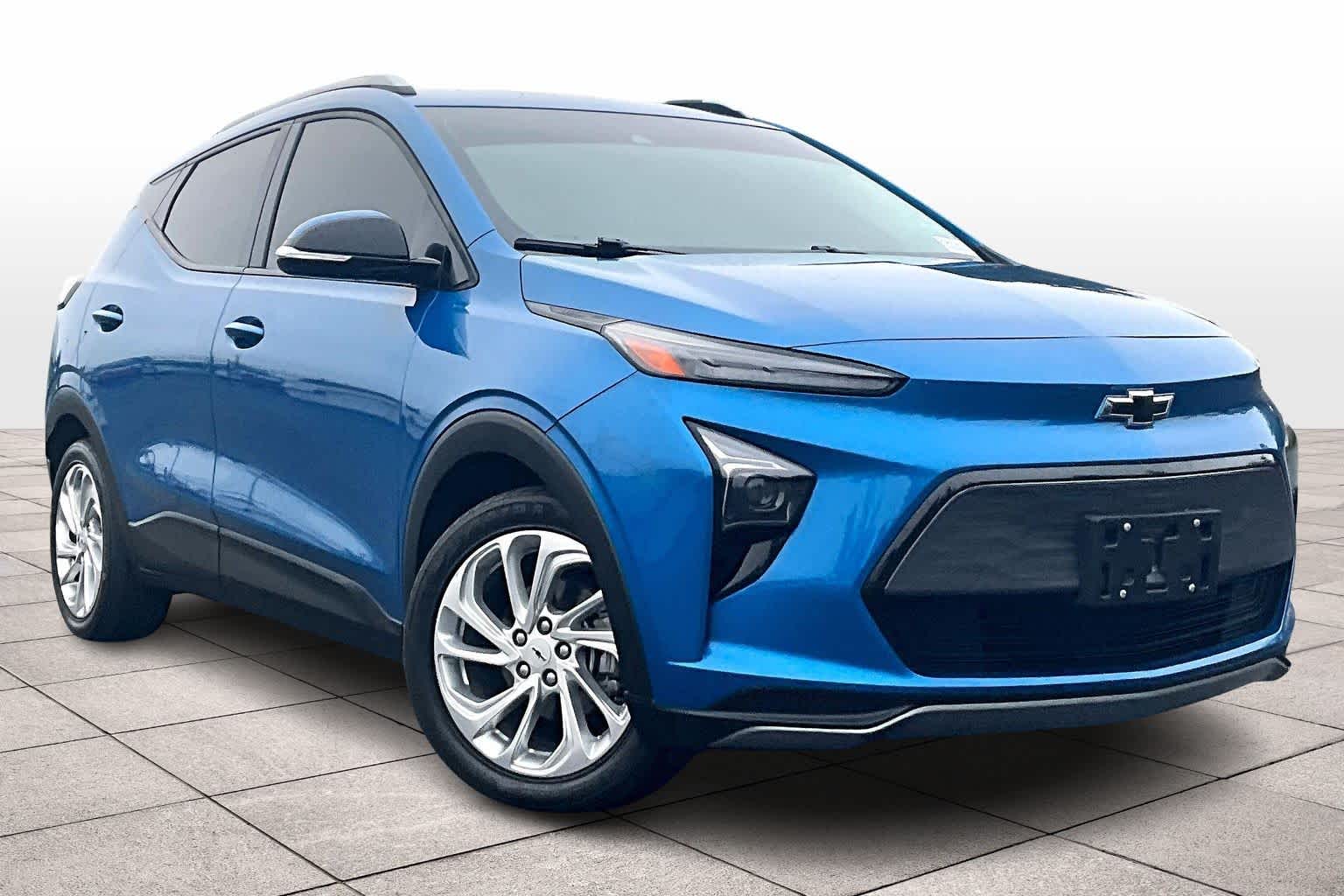 2022 Chevrolet Bolt EUV photo 2