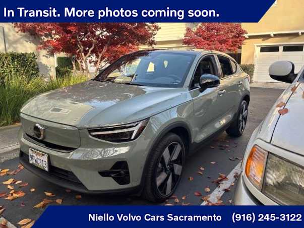 2023 Volvo C40 Ultimate's photo