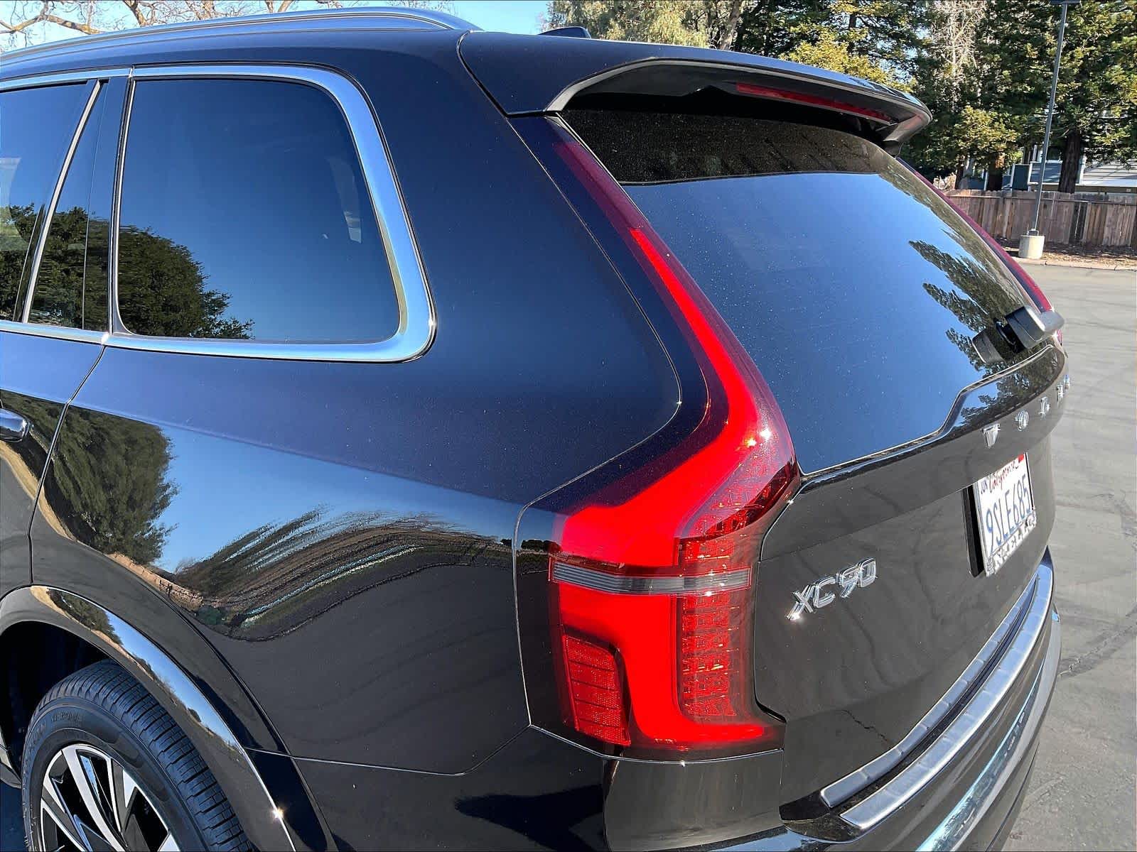 2025 Volvo XC90 Core - Photo 31