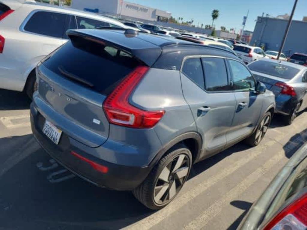 Certified 2023 Volvo XC40 Recharge Pure Electric Ultimate Twin eAWD