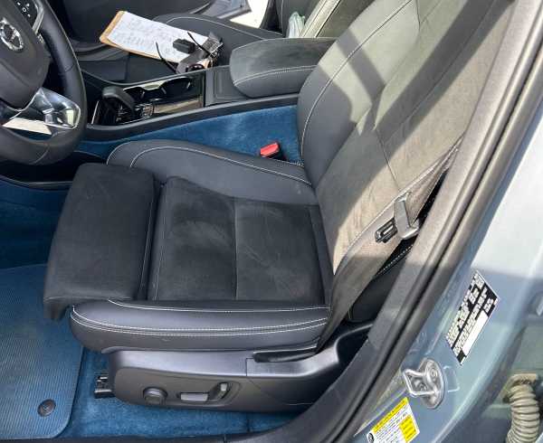 2023 Volvo C40 Recharge Pure Electric Ultimate photo 4