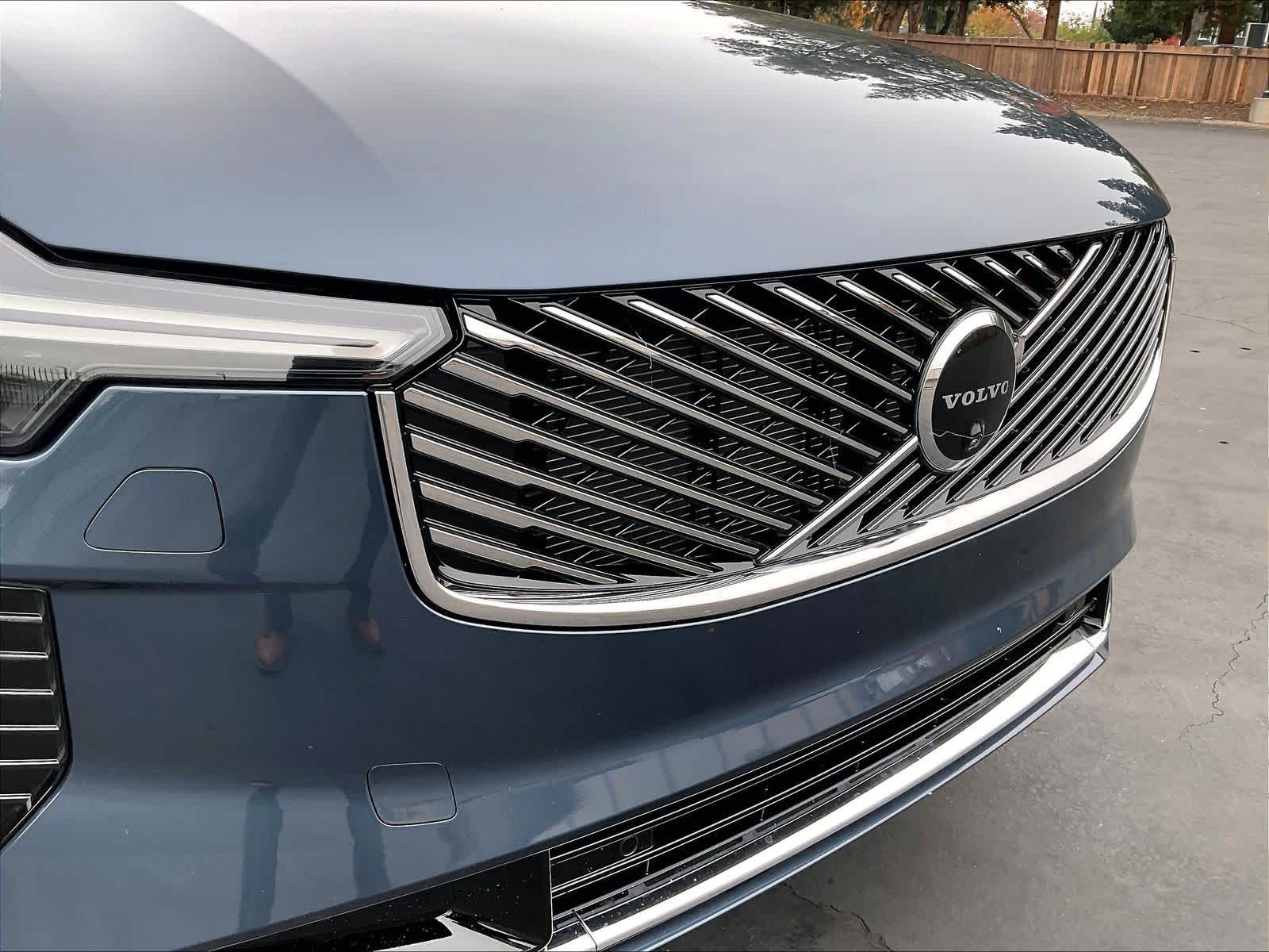 2026 Volvo XC90 Plus - Photo 34