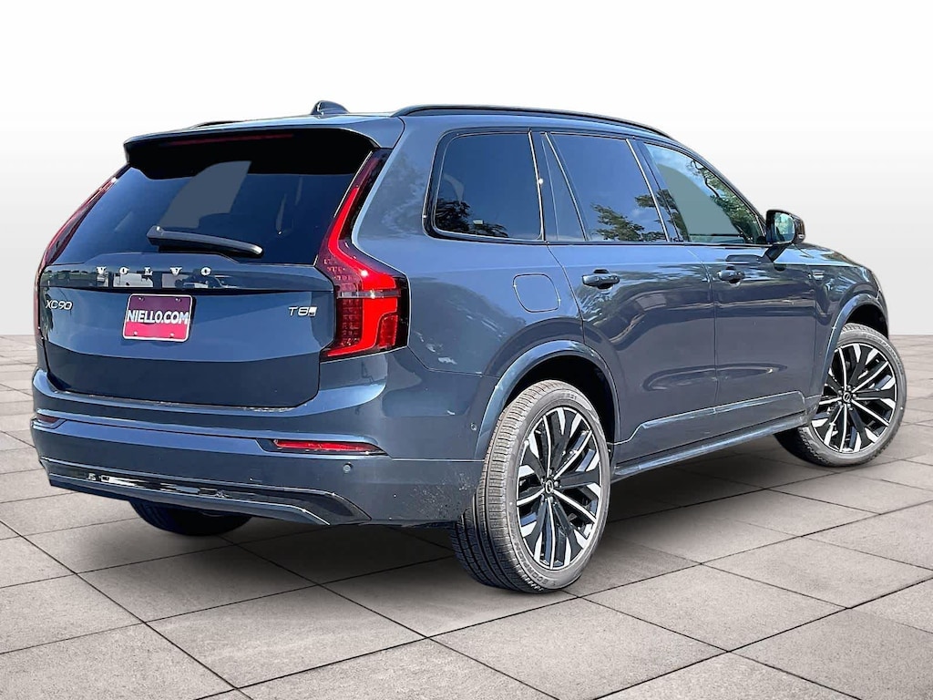 New 2026 Volvo XC90 plug-in hybrid T8 Ultra Dark Theme 7-Seater SUV
