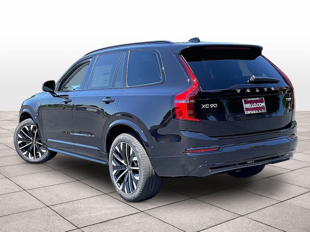 New 2026 Volvo XC90 plug-in hybrid T8 Ultra Dark Theme 7-Seater SUV