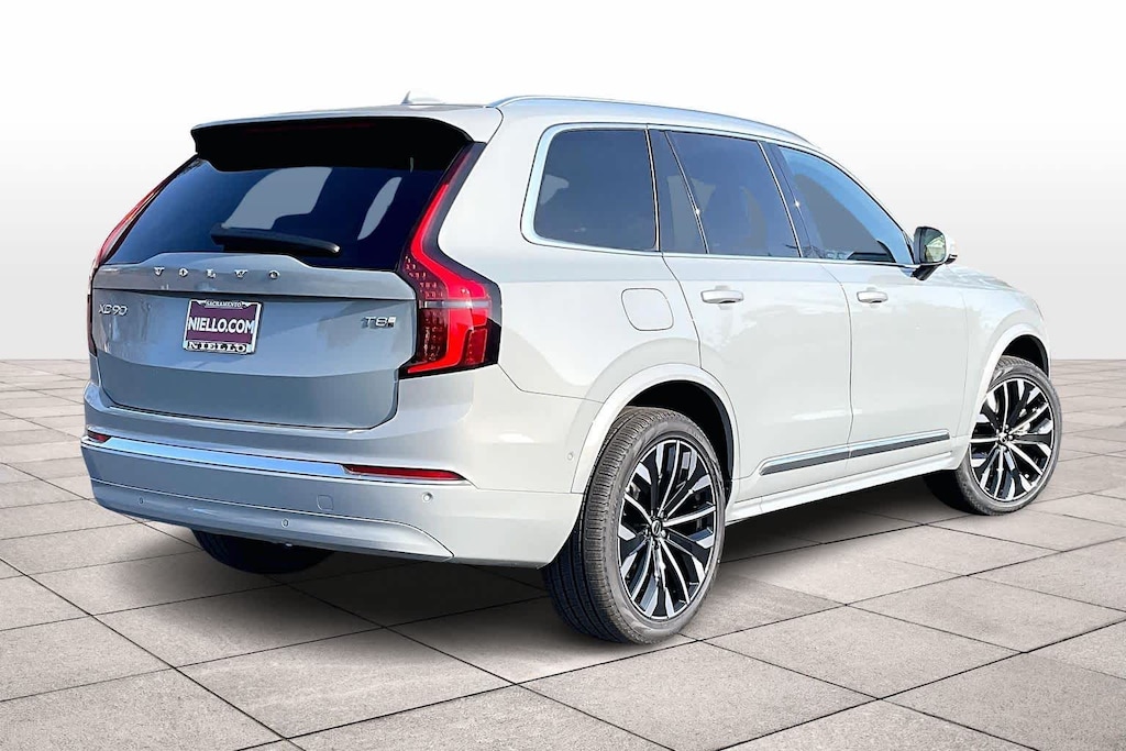 New 2026 Volvo XC90 plug-in hybrid T8 Plus 7-Seater SUV