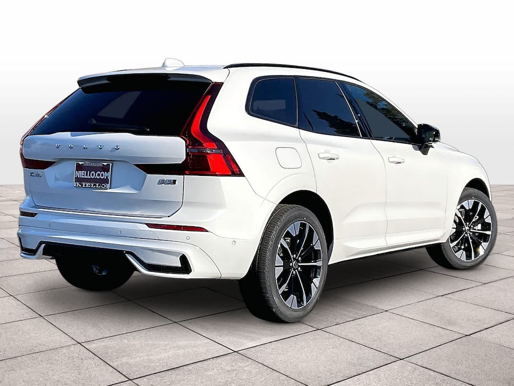 Used 2026 Volvo XC60 B5 Plus SUV