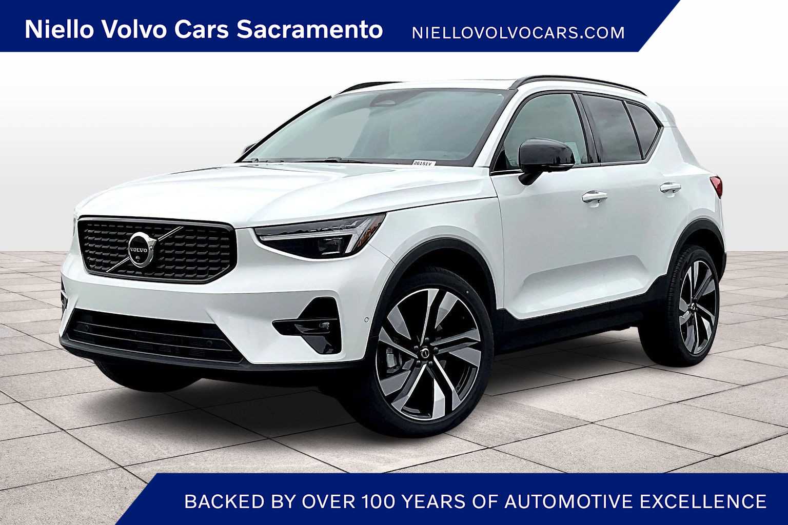 2026 Volvo XC40 Plus's photo