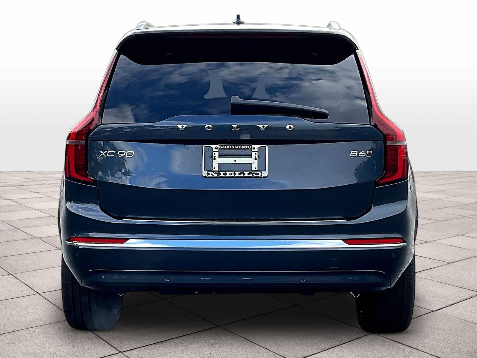 2026 Volvo XC90 B6 Plus 7-Seater photo 5