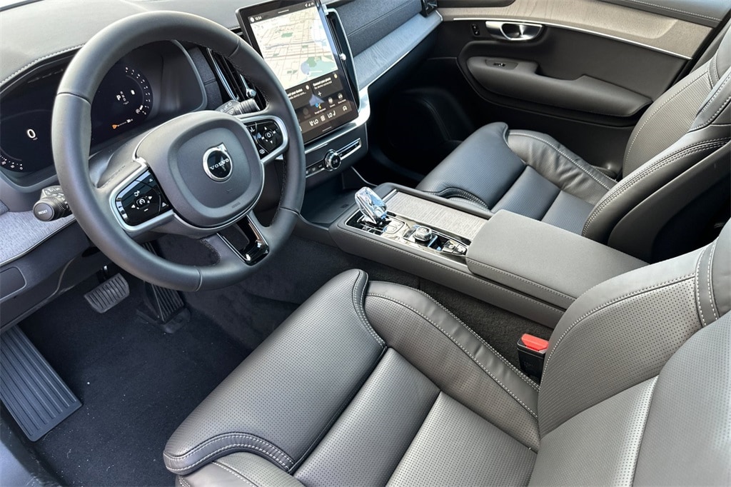 2026 Volvo XC90 Ultra - Photo 7
