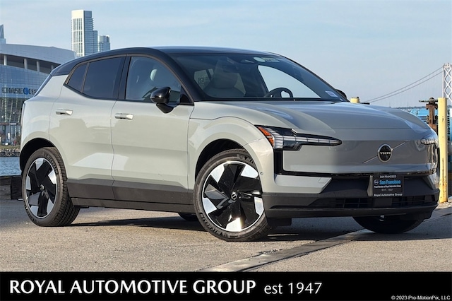 2025 Volvo EX30 Twin Motor Ultra AWD SUV