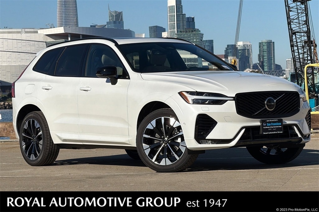 2026 Volvo XC60 B5 Plus Dark AWD's photo