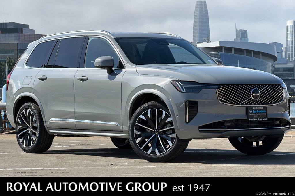 2026 Volvo XC90 B5 Plus Bright 6-Seater 4WD's photo