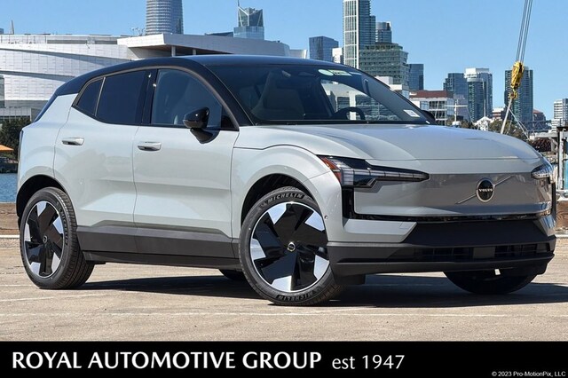 2026 Volvo EX30 Twin Motor Ultra AWD SUV
