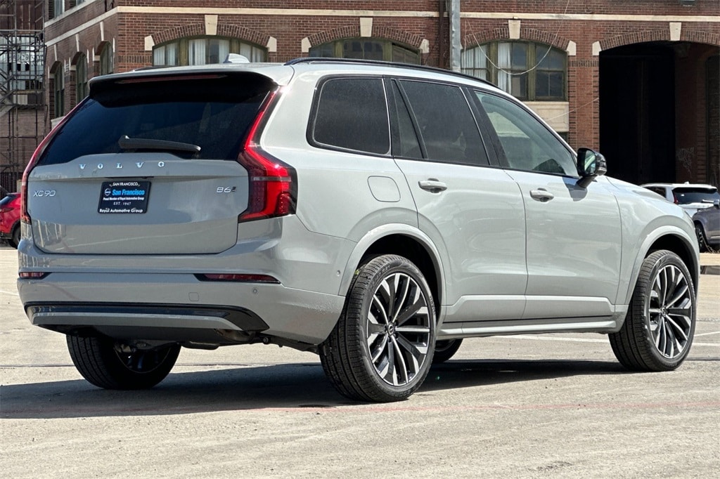 2026 Volvo XC90 Ultra - Photo 4