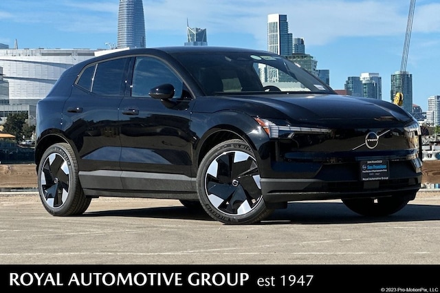 2026 Volvo EX30 Twin Motor Plus AWD SUV