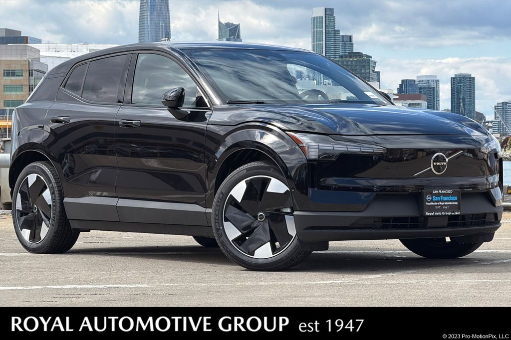 2026 Volvo EX30 Twin Motor Performance Ultra's photo