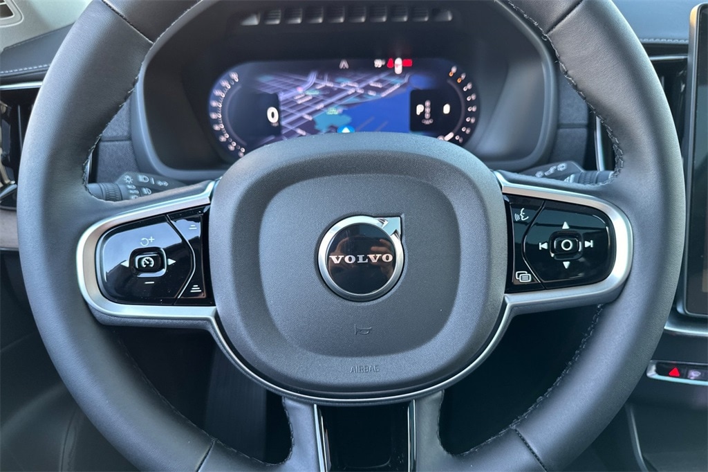 2026 Volvo XC90 Plus - Photo 22