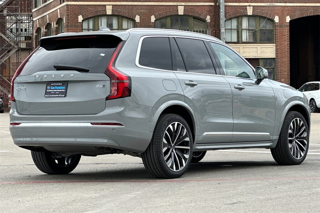 2026 Volvo XC90 photo 2
