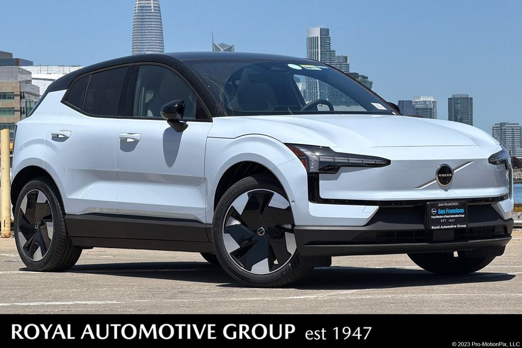 2026 Volvo EX30 Twin Motor Performance Ultra's photo