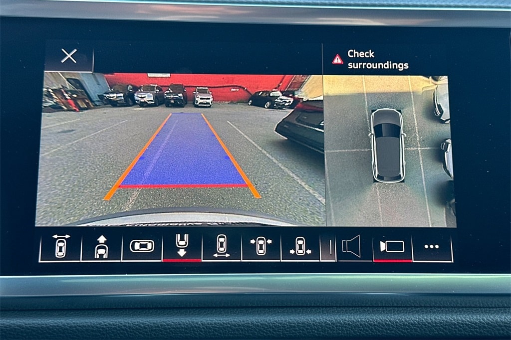 Q3 Premium Plus 40 TFSI quattro