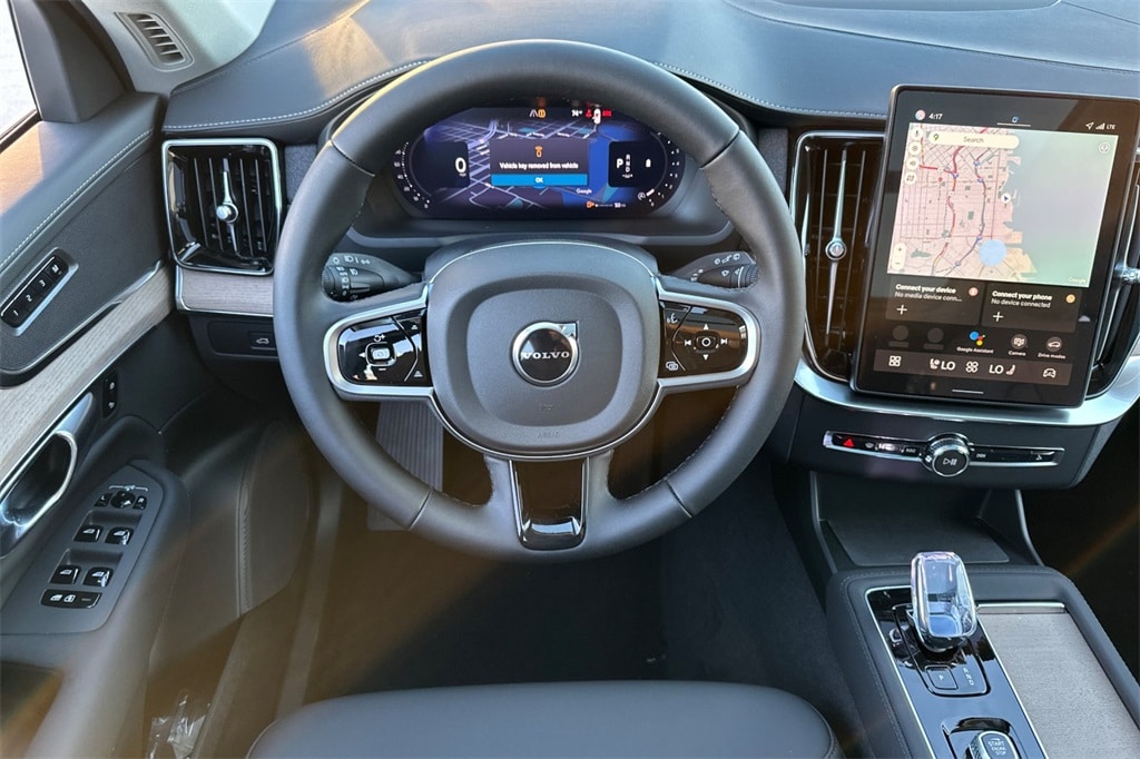 2026 Volvo XC90 Plus - Photo 11