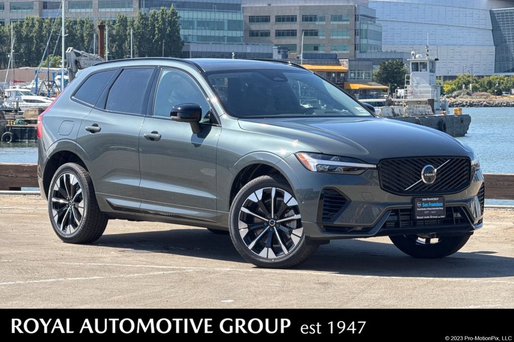 2026 Volvo XC60 plug-in hybrid