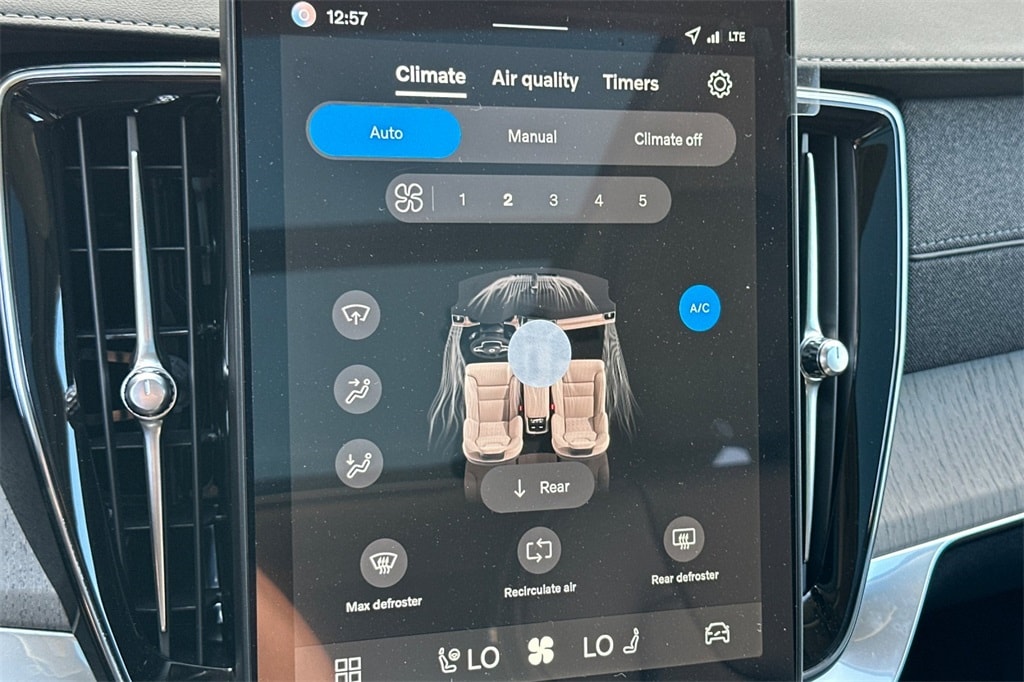 2026 Volvo XC90 Ultra - Photo 19
