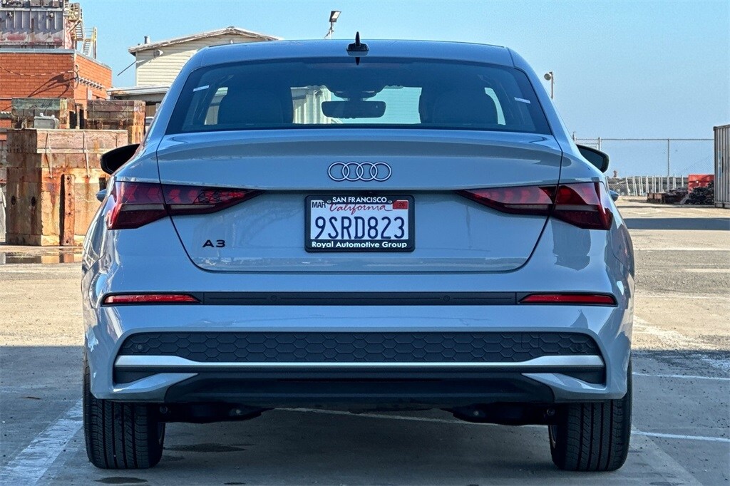2025 Audi A3 40 Premium Plus photo 4