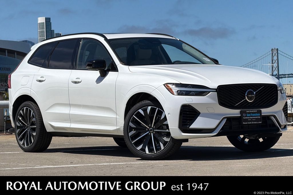 2026 Volvo XC60 plug-in hybrid