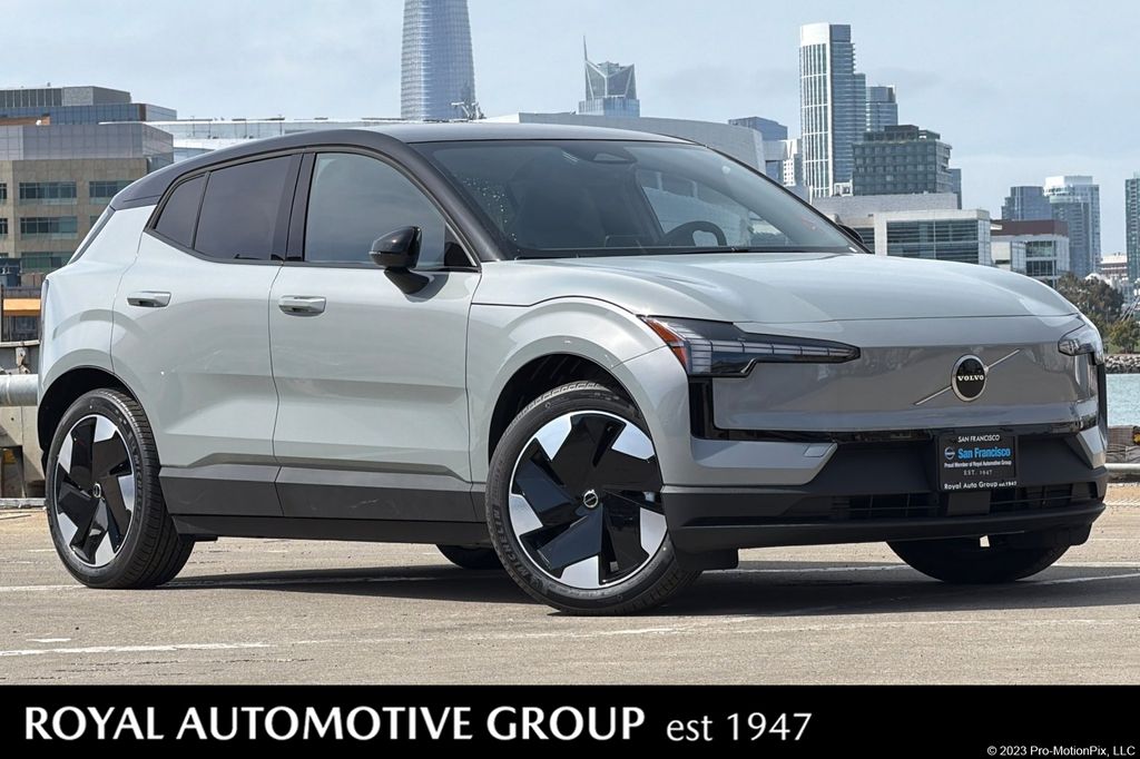 2026 Volvo EX30 Twin Motor Performance Plus's photo