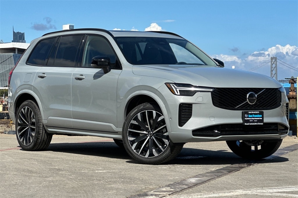 2026 Volvo XC90 Ultra - Photo 2