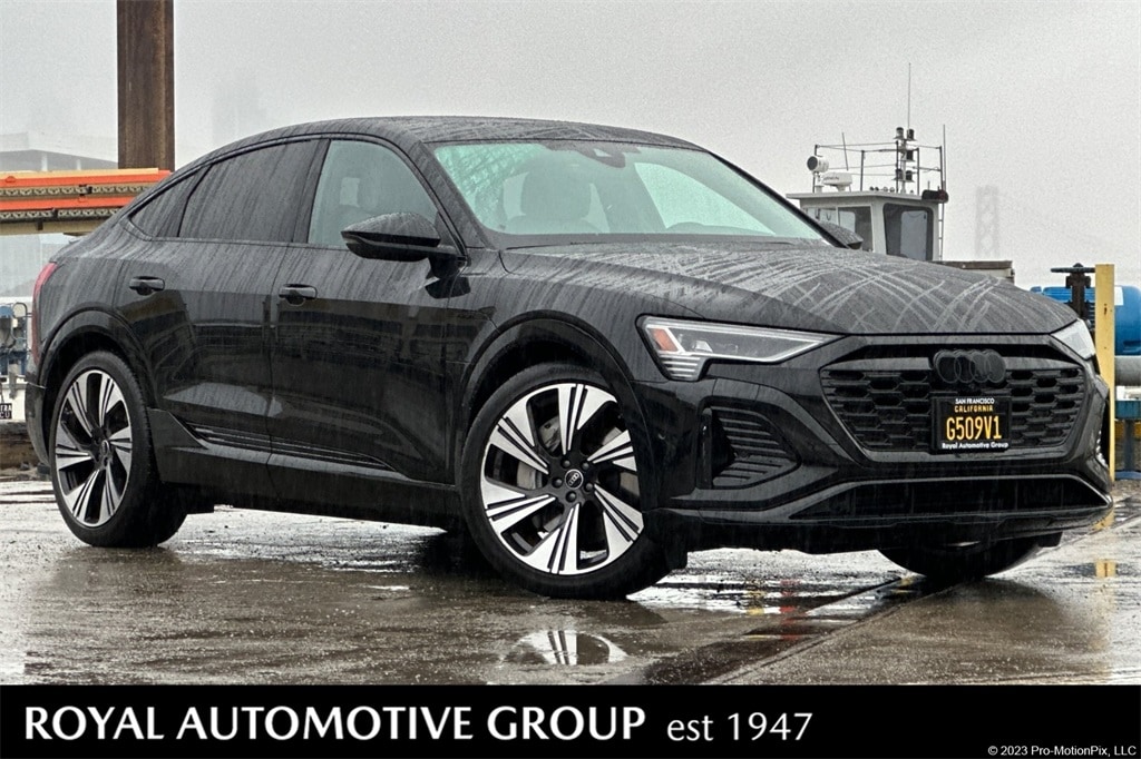 2024 Audi Q8 Sportback e-tron Prestige's photo