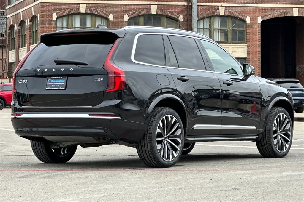 New 2026 Volvo XC90 plug-in hybrid T8 Plus 7-Seater SUV