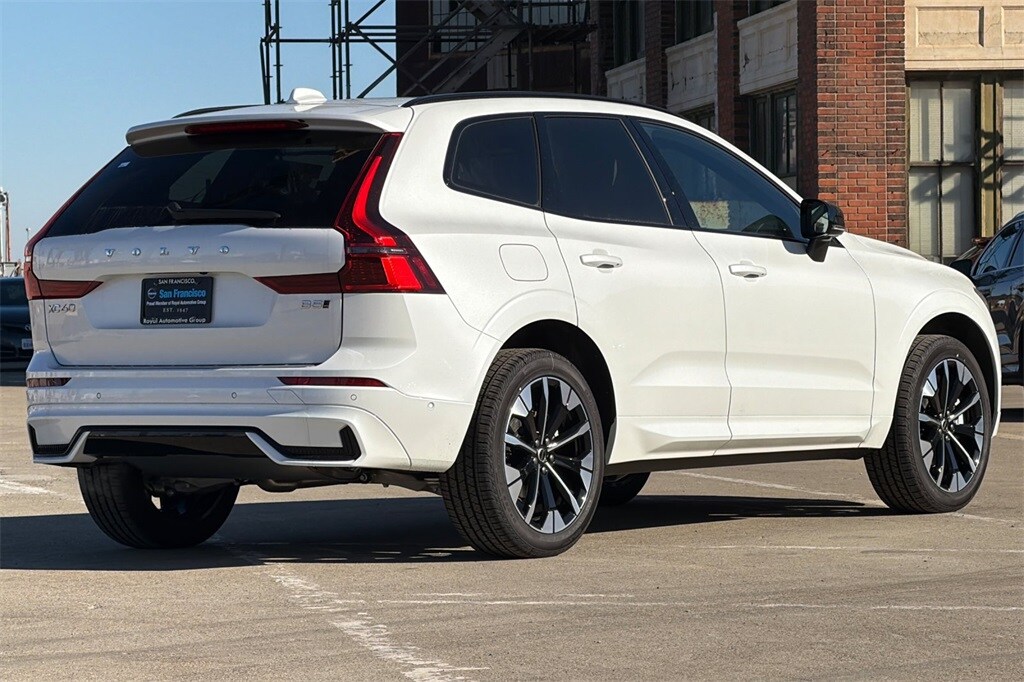 New 2026 Volvo XC60 B5 Plus SUV