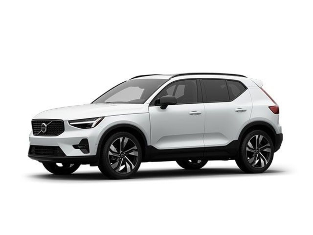 New 2026 Volvo XC40 B5 Ultra SUV