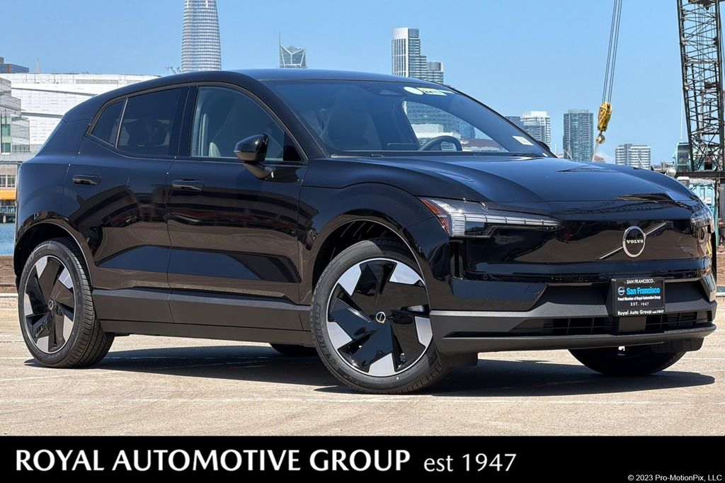 2026 Volvo EX30 Twin Motor Performance Plus's photo
