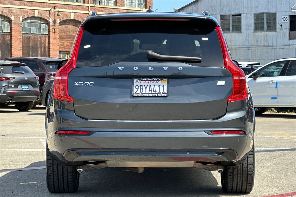 Certified 2022 Volvo XC90 Recharge Plug-In Hybrid T8 R-Design Extended Range 7P SUV