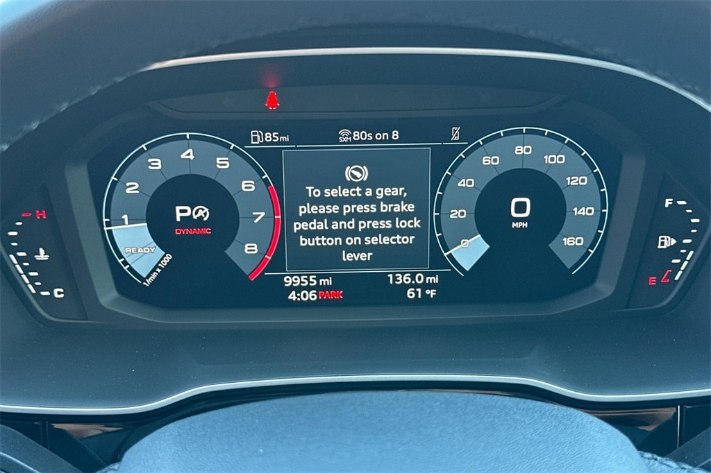 Q3 Premium Plus 40 TFSI quattro
