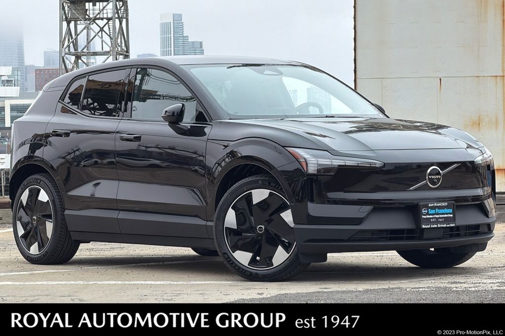 2026 Volvo EX30 Twin Motor Performance Ultra's photo