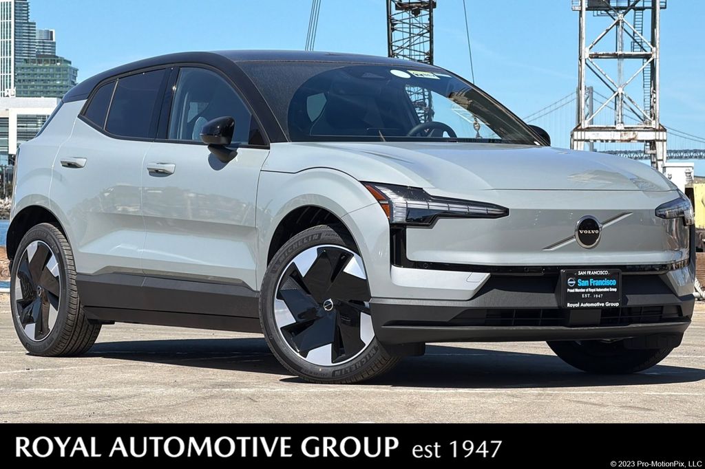 2026 Volvo EX30 Twin Motor Performance Plus's photo