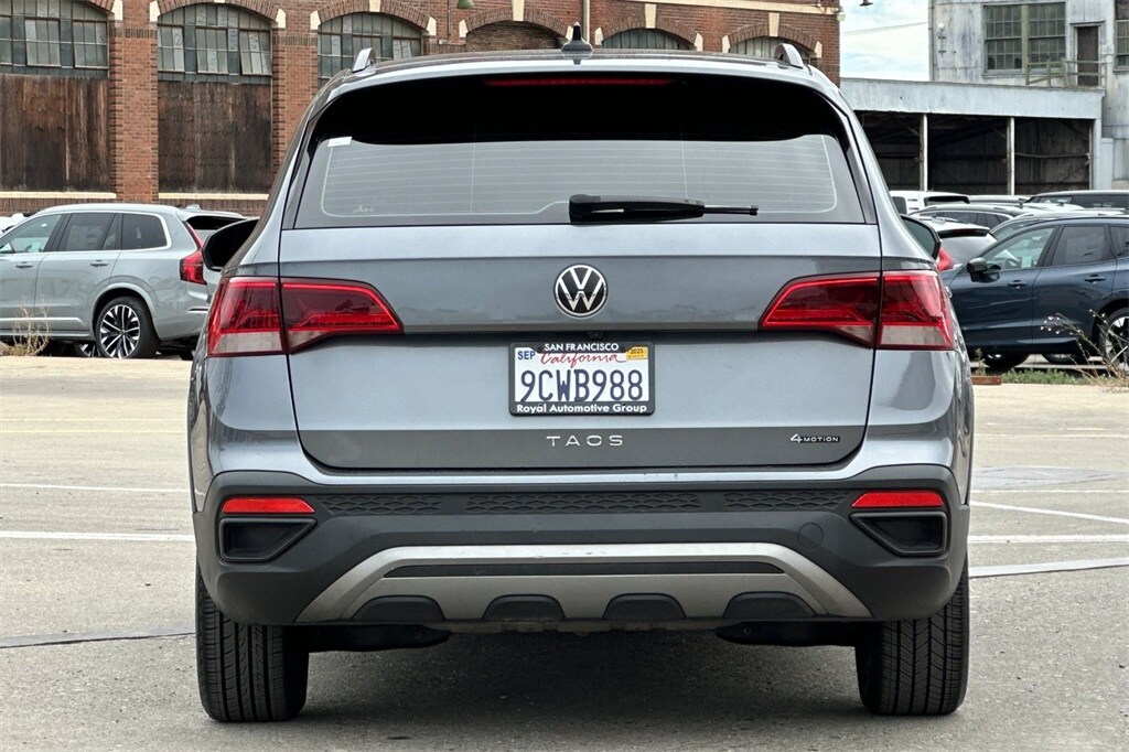 2022 Volkswagen Taos S photo 4